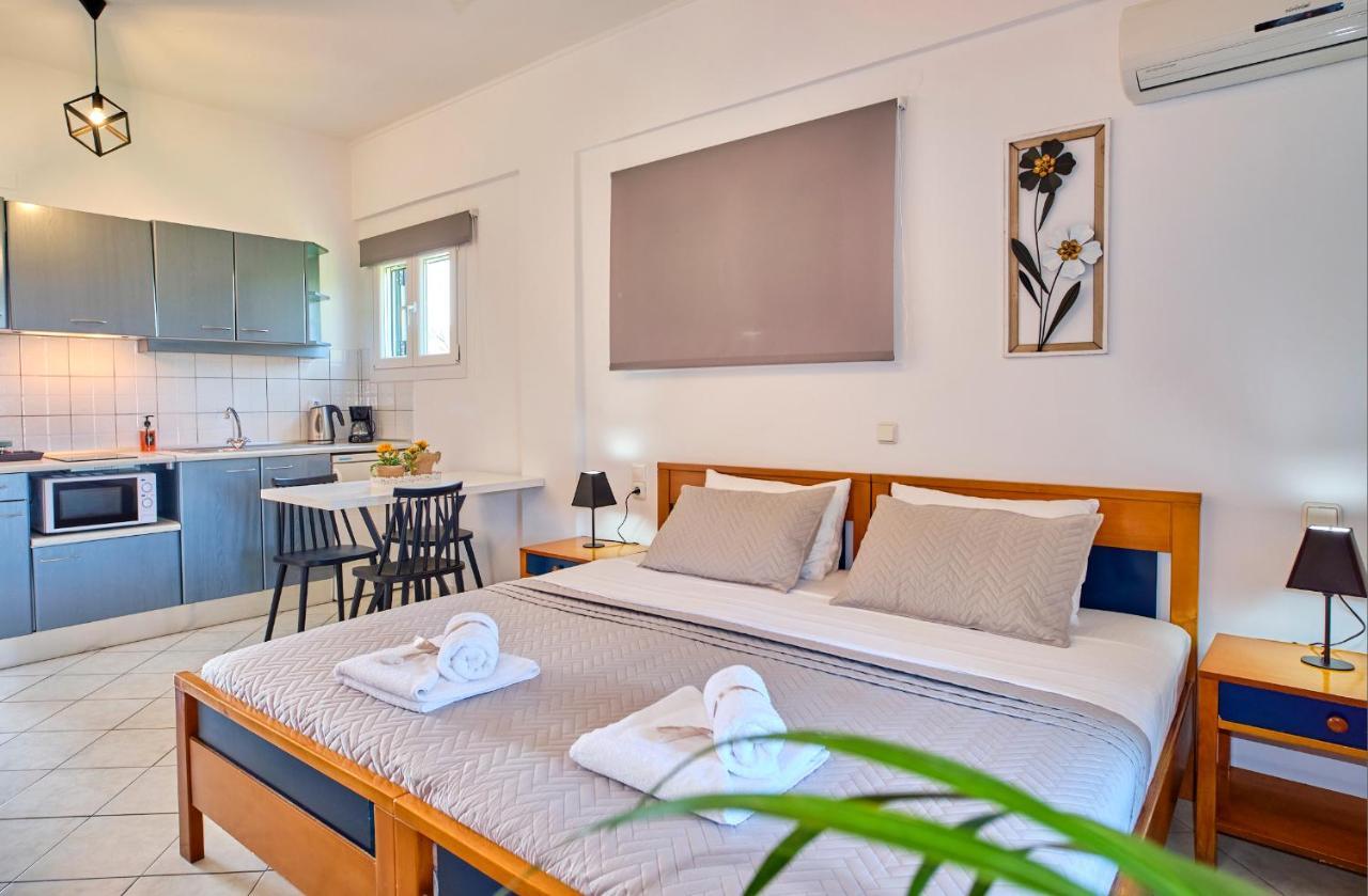 Logas Beach Studios Peroulades  Екстериор снимка