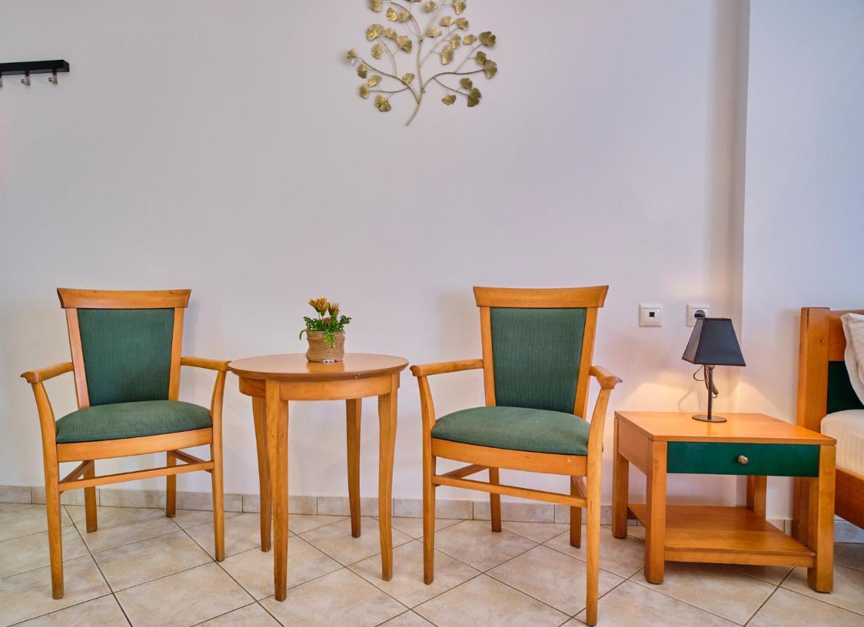 Logas Beach Studios Peroulades  Екстериор снимка