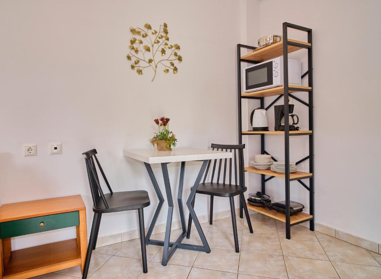 Logas Beach Studios Peroulades  Екстериор снимка