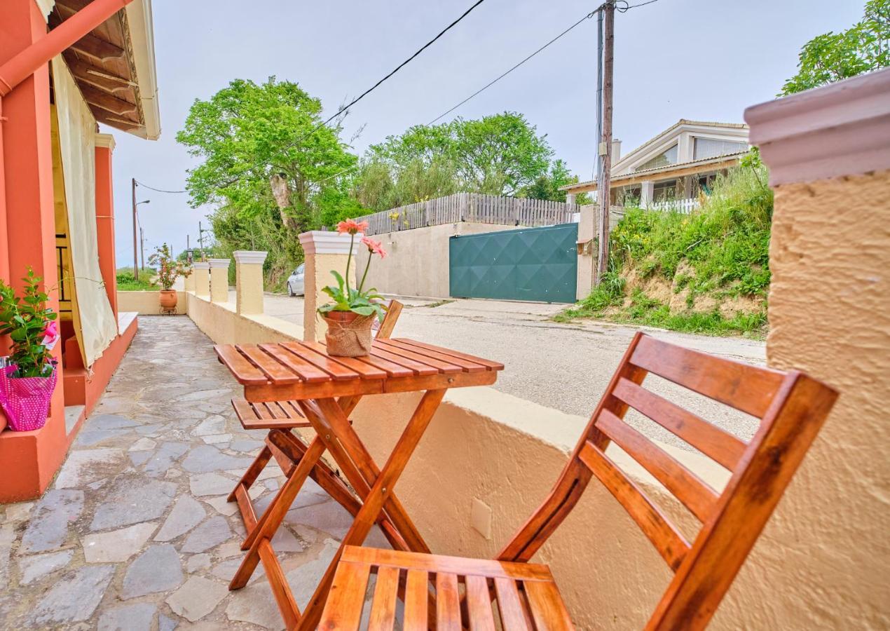 Logas Beach Studios Peroulades  Екстериор снимка