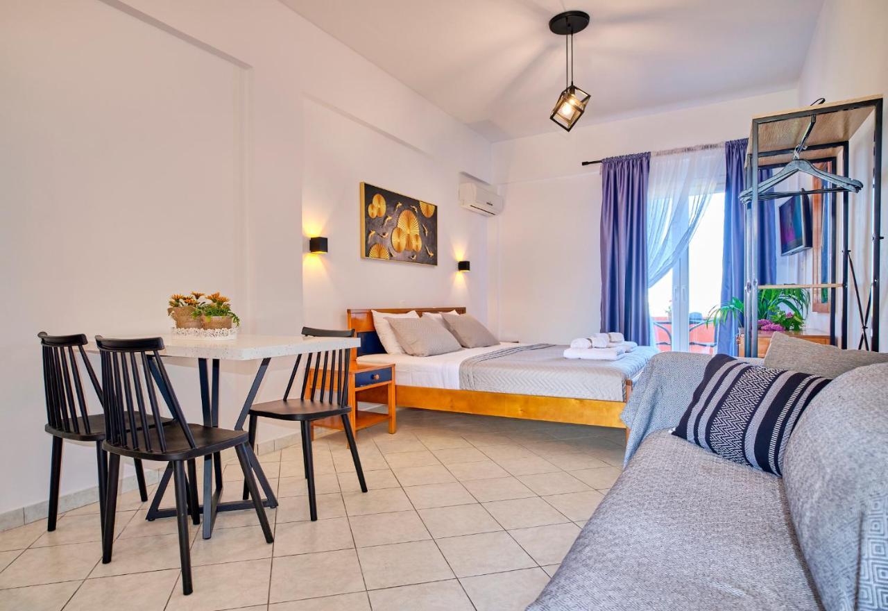 Logas Beach Studios Peroulades  Екстериор снимка