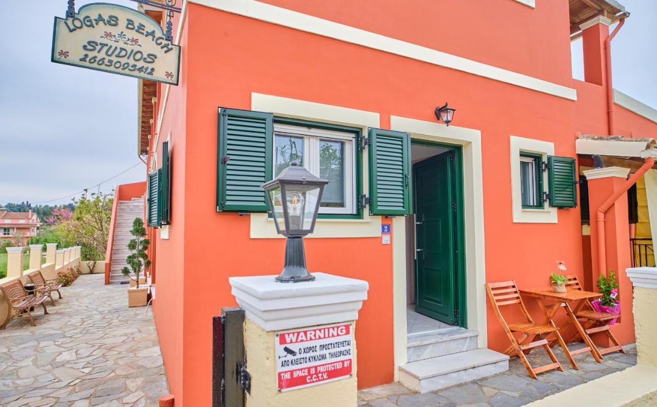 Logas Beach Studios Peroulades  Екстериор снимка