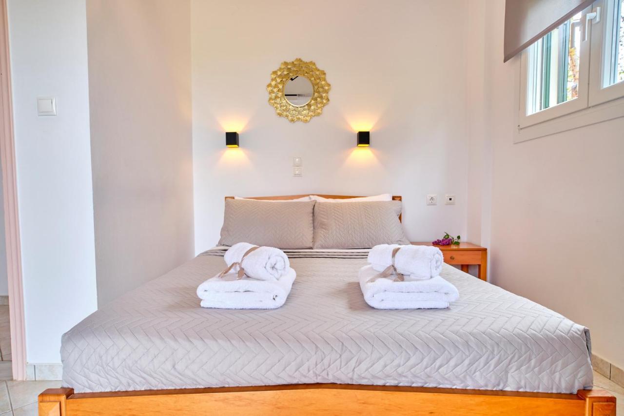 Logas Beach Studios Peroulades  Екстериор снимка